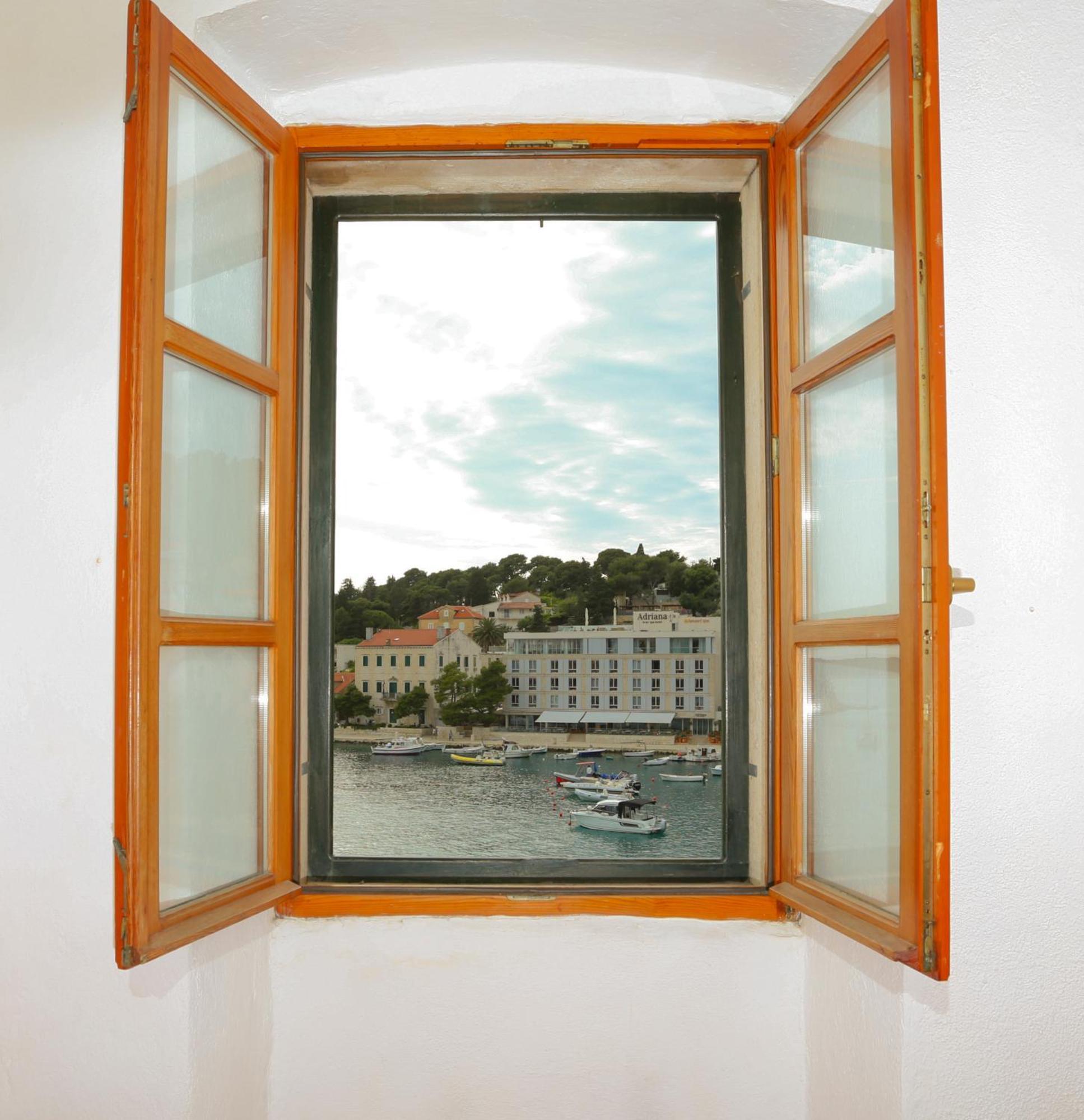 Apartment Lilly With Amazing City View Hvar Town Exterior foto