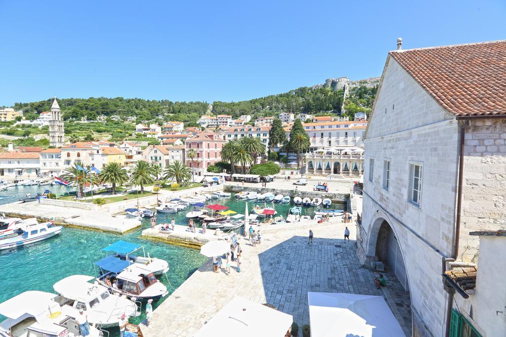 Apartment Lilly With Amazing City View Hvar Town Exterior foto